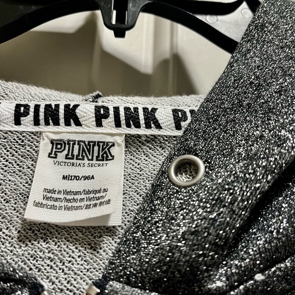 Pink VS Rare shiny long sweatshirt with velvet polka dots on the sleeves - Picture 10 of 15